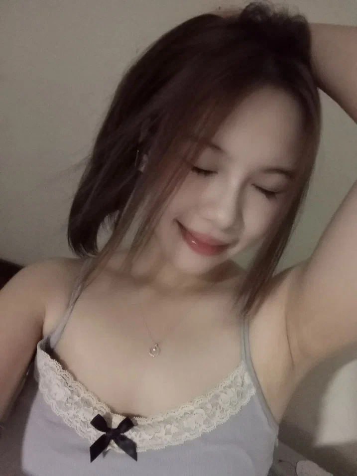 Nữ hoàng sex Việt Bé Ngọc thủ dâm nước lồn như nước lũ